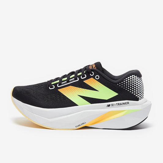 New Balance FuelCell SuperComp Trainer v3