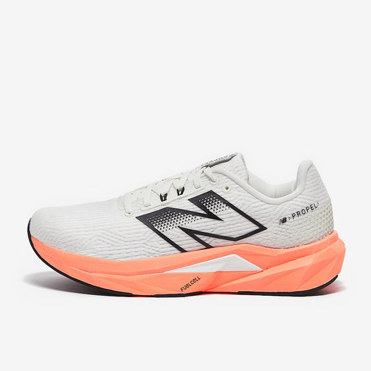 New Balance Fuelcell Propel V5