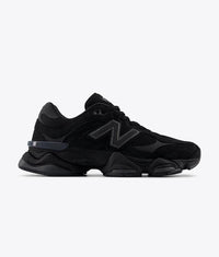 New Balance 9060 Triple Black